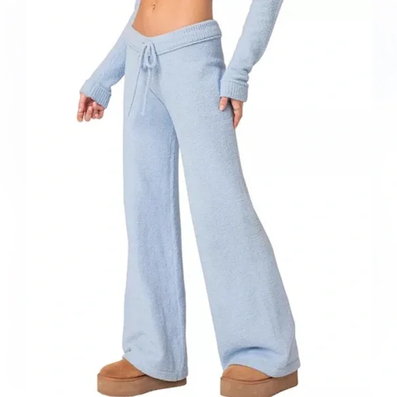Edikted NWT Plush Super Soft Knit Pants